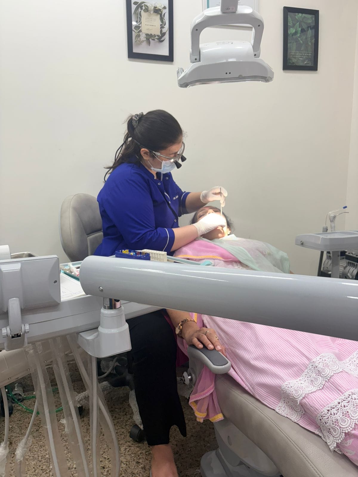 Radiant Arc Dental Clinic in action
