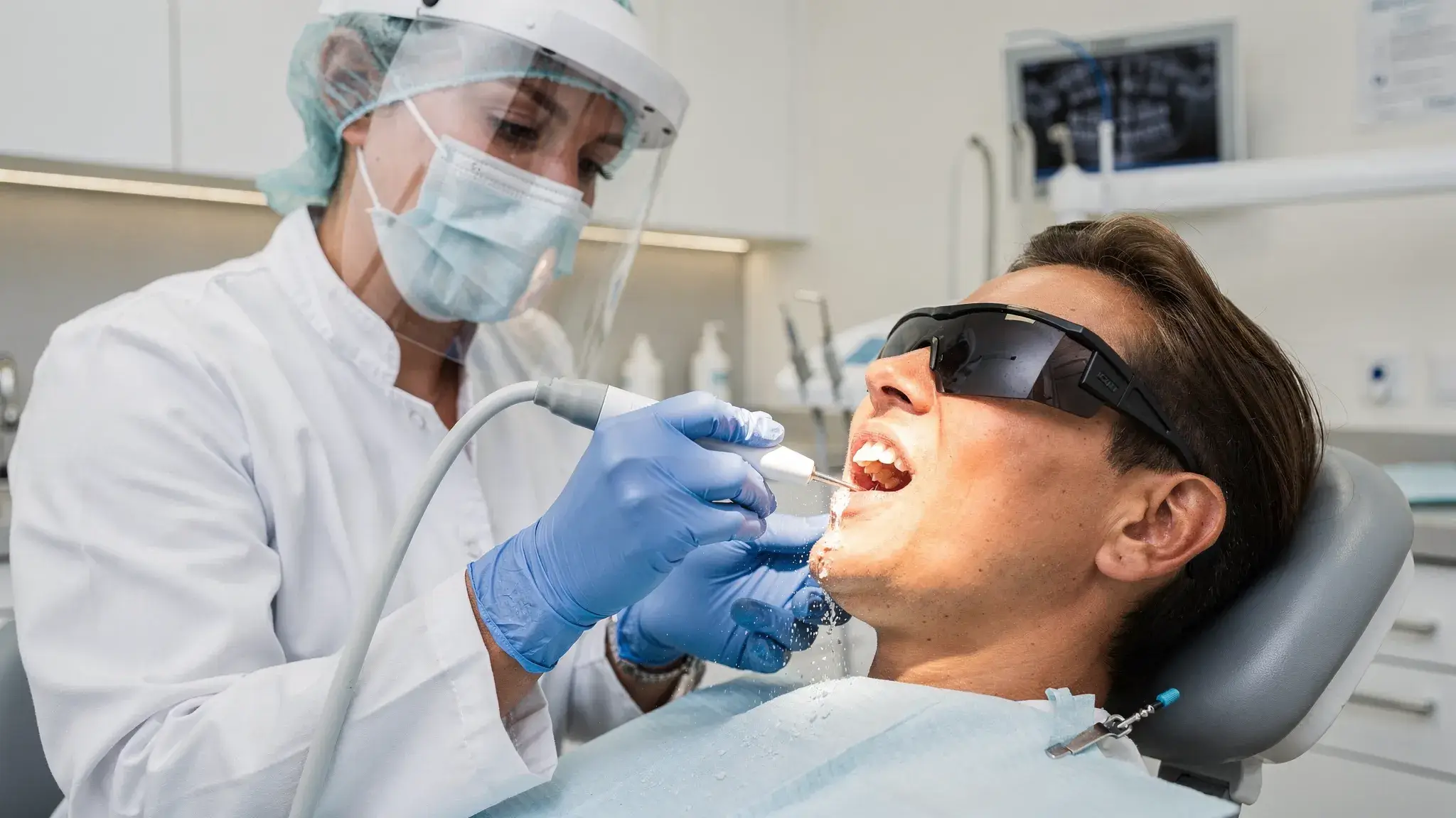 Professional dental scaling procedure